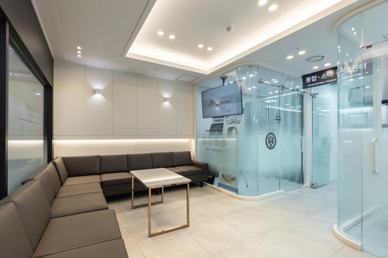 Yonsei Main Dental Clinic3