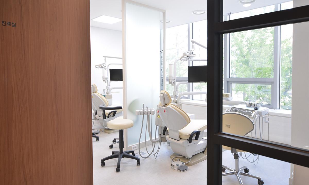 Yonsei Good Day Dental Clinic - Suseo4