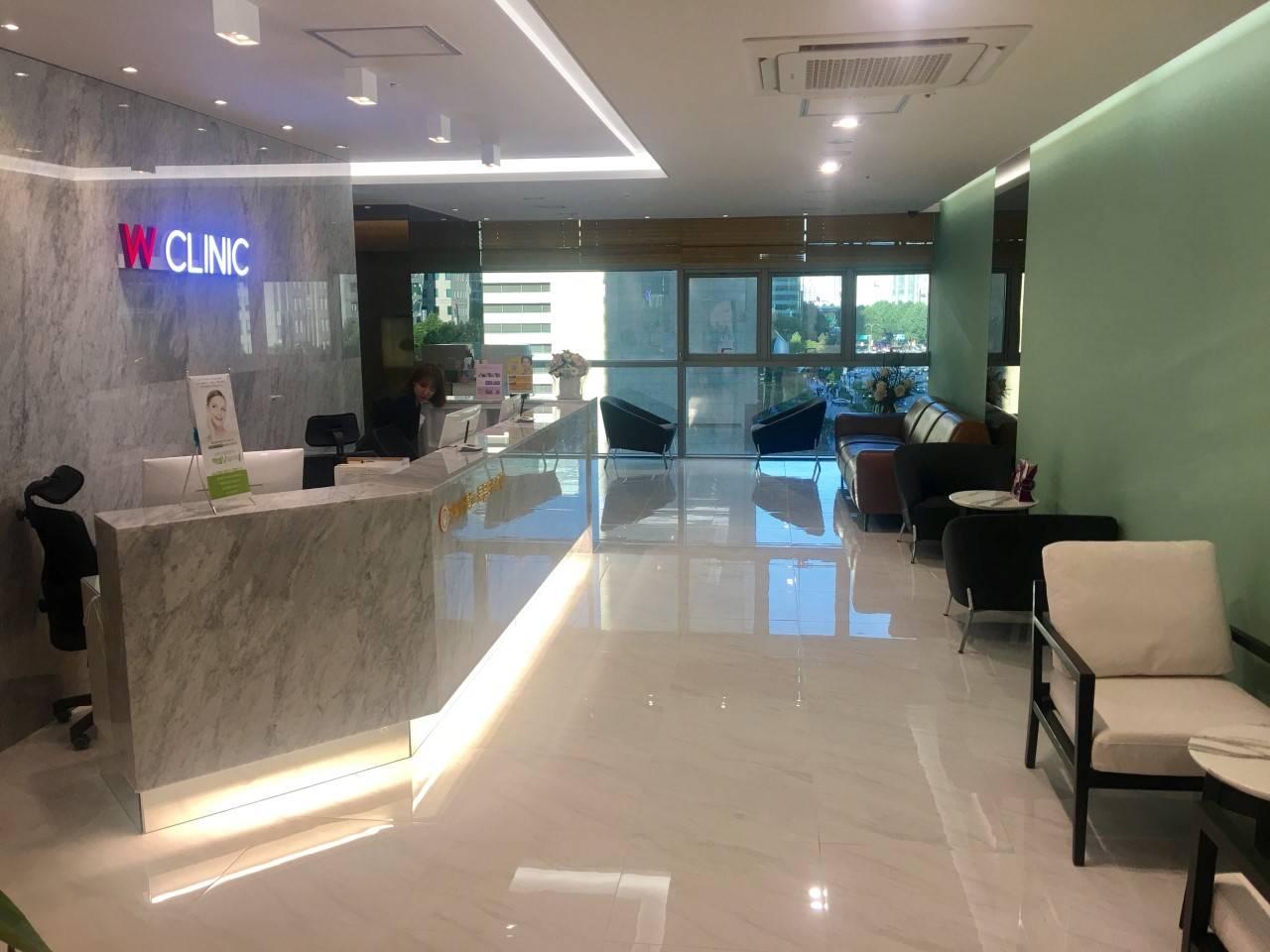 W Clinic Samsung Station4