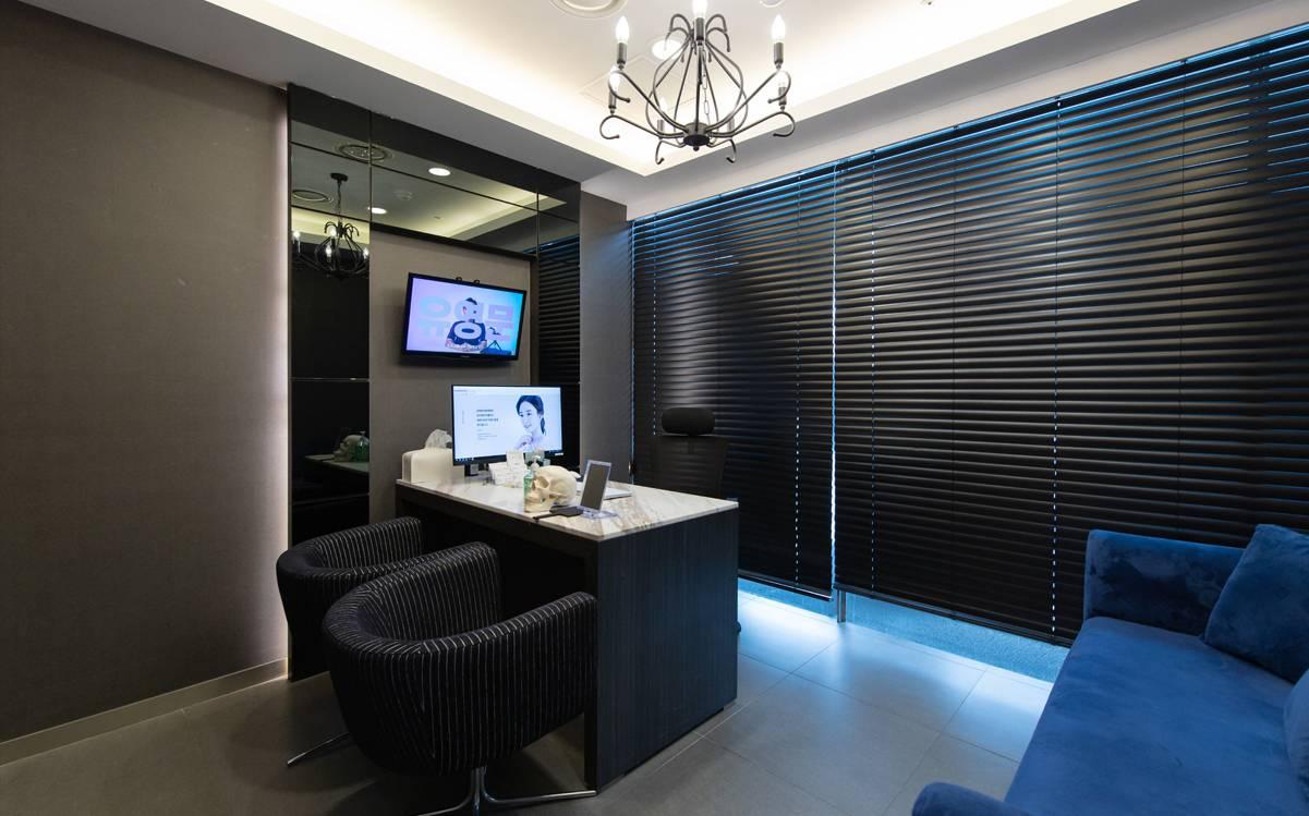 VIBE Plastic Surgery Clinic4