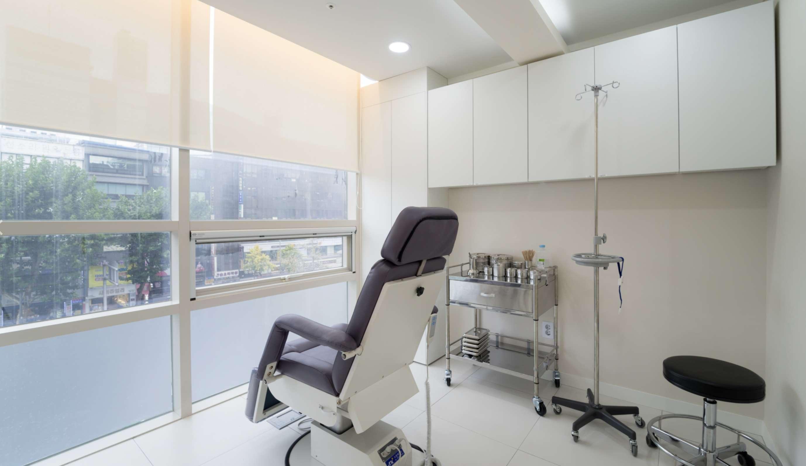 Lemiel Plastic Surgery Clinic4