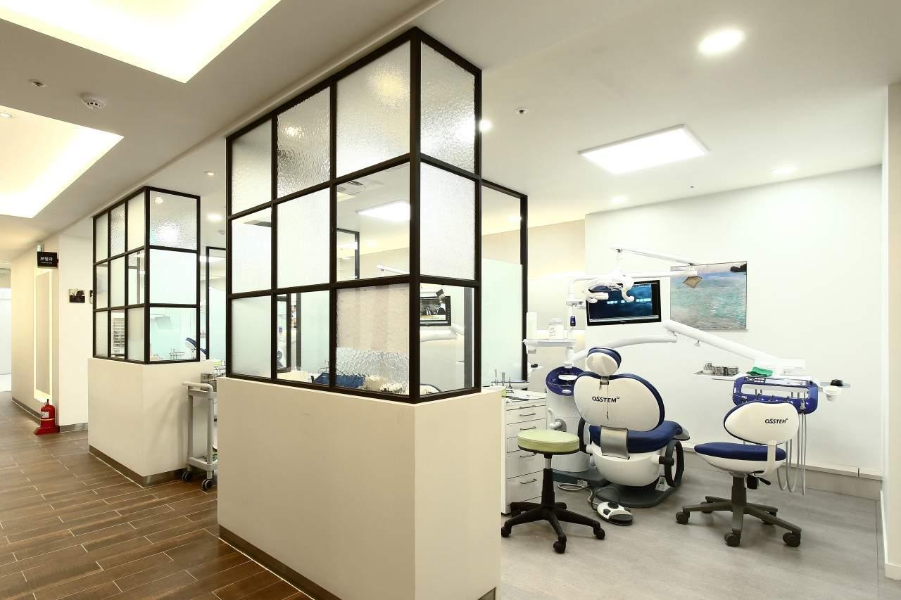 Lime Tree Dental Hospital4