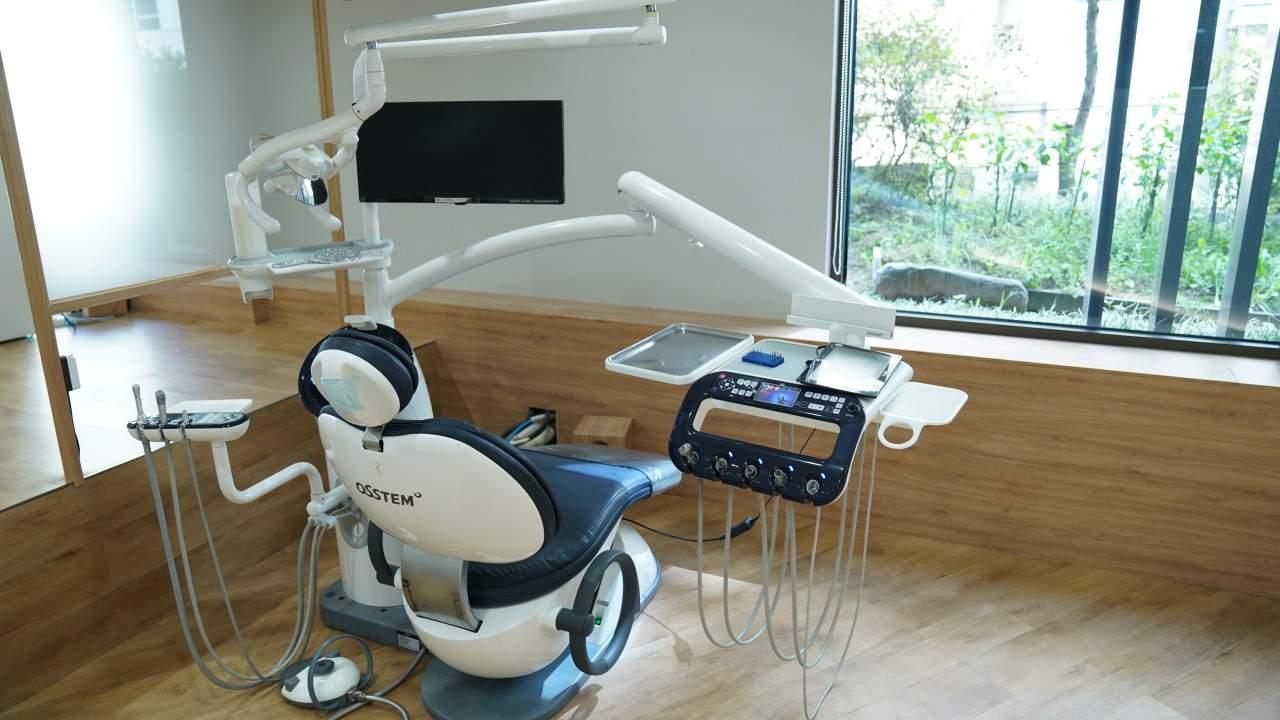 Live Dental Hospital - Gangnam3