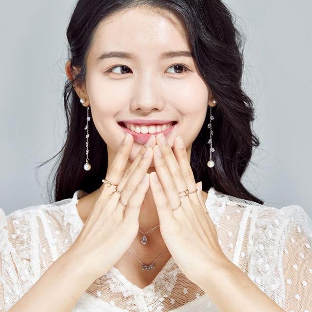 AM Plastic Surgery (AM์ฑํ์ธ๊ณผ) in Korea: Comprehensive Range of Aesthetic Procedures for Natural-looking Enhancements