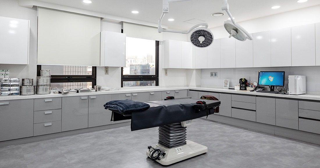 VIU U Plastic Surgery4